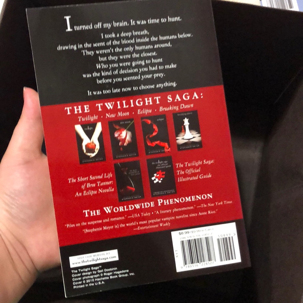 TWILIGHT SAGA - Picture 2 of 2